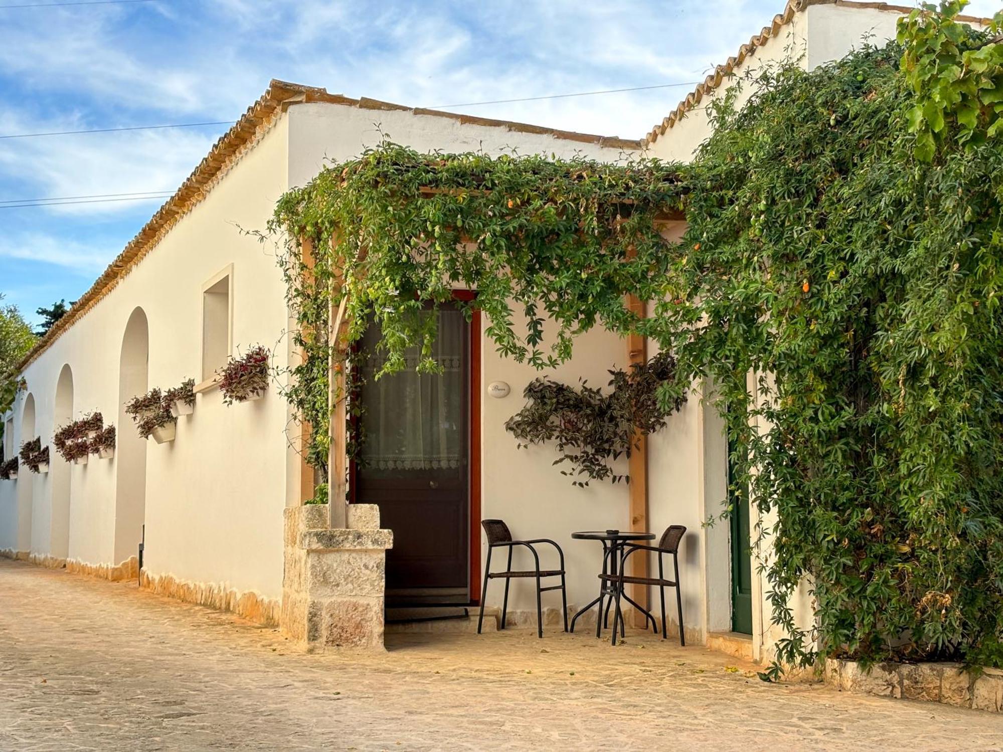 Casina Dei Preti Conversano Exterior foto